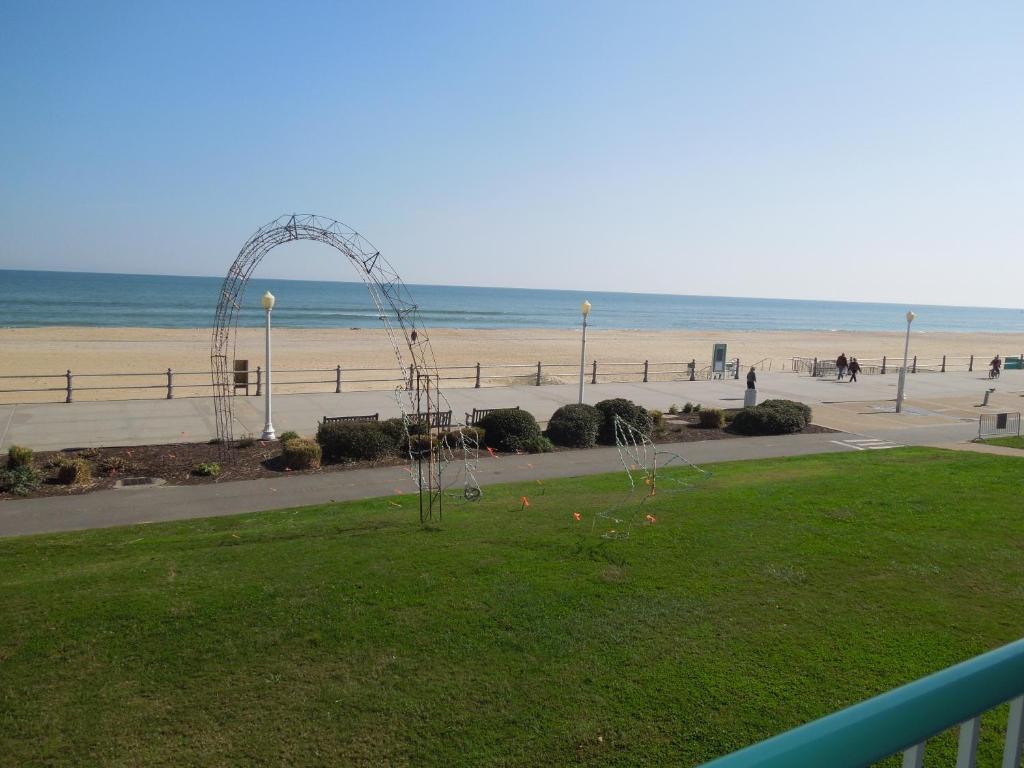 Baymont By Wyndham Virginia Beach Oceanfront Eksteriør bilde